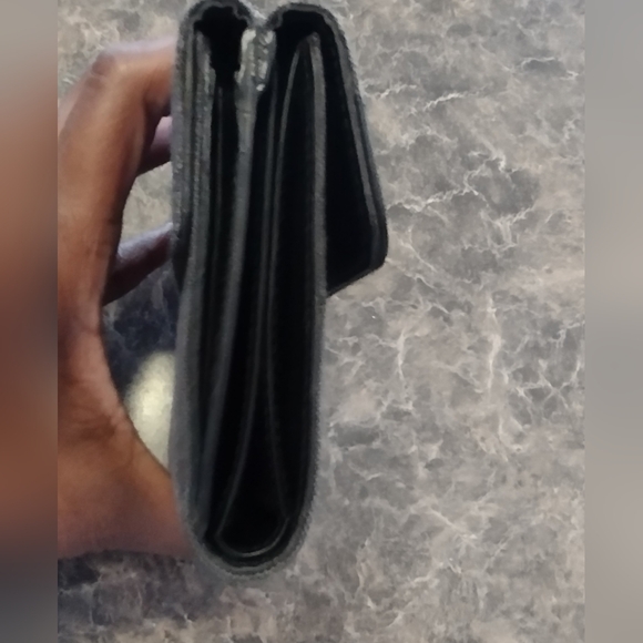 ✨Classic Celine Trifold medium wallet. Preloved!❤️ - Picture 6 of 9